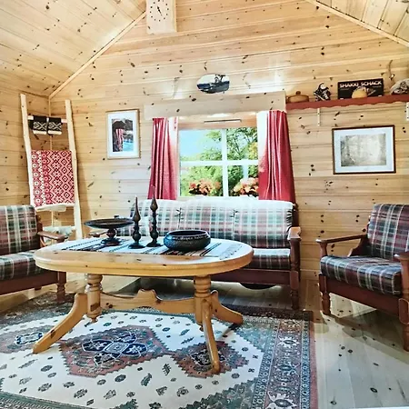 Perlen Pa Solheim I Hyen Holiday home Vereide